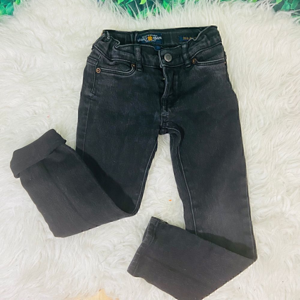 Lucky Brand black casual skinny jeans / jegging for girl size 5